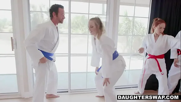 Teen lesbienne s'amuse Vidéo