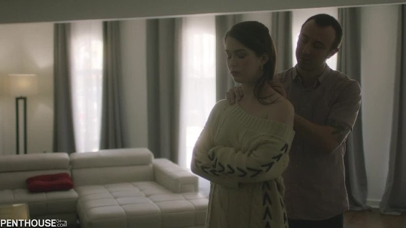 Evelyn Claire si sottomette al fratellastro [tutto sesso, hardcore, pompino, incesto]